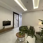 شقه فندقيه